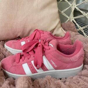 Adidas campus Size 7 worn once or twice